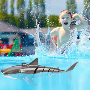 Remote-Control Shark Splash Set